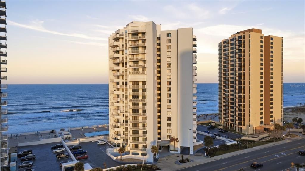 En Venta: $325,000 (2 camas, 2 baños, 1141 Pies cuadrados)