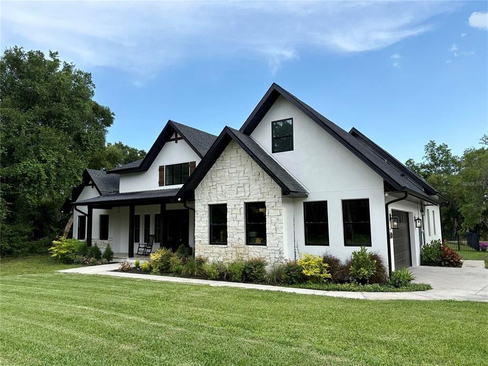 For Sale: $1,899,000 (3 beds, 4 baths, 4227 Square Feet)