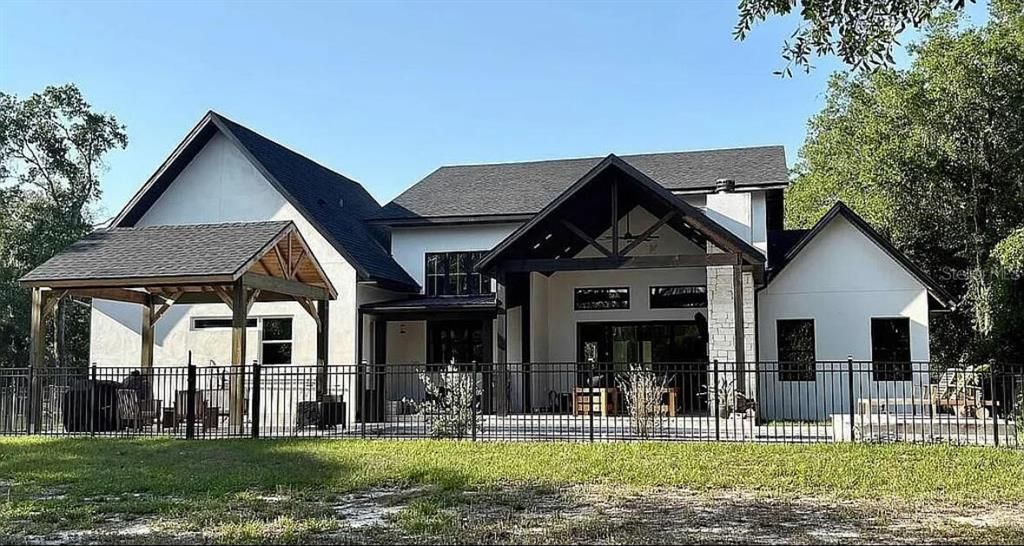 For Sale: $1,899,000 (3 beds, 4 baths, 4227 Square Feet)