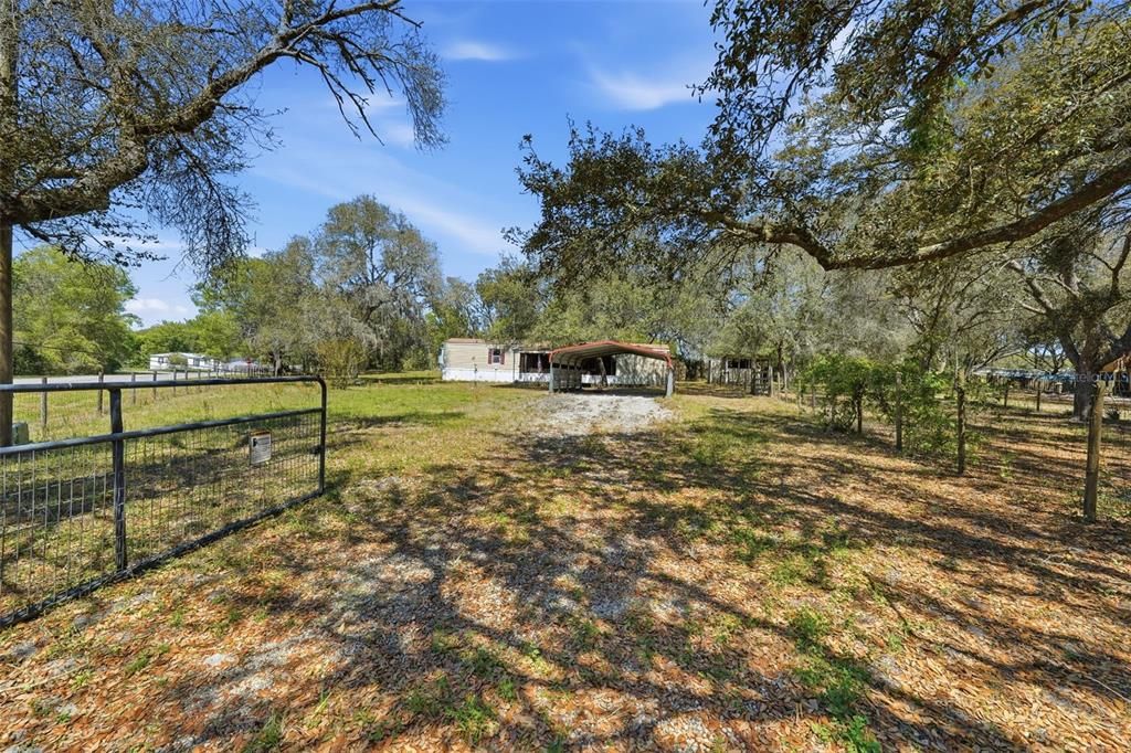 Recently Sold: $124,999 (3 beds, 2 baths, 924 Square Feet)