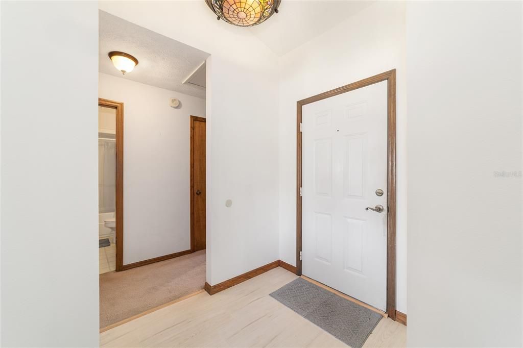 Active With Contract: $269,999 (3 beds, 2 baths, 1546 Square Feet)