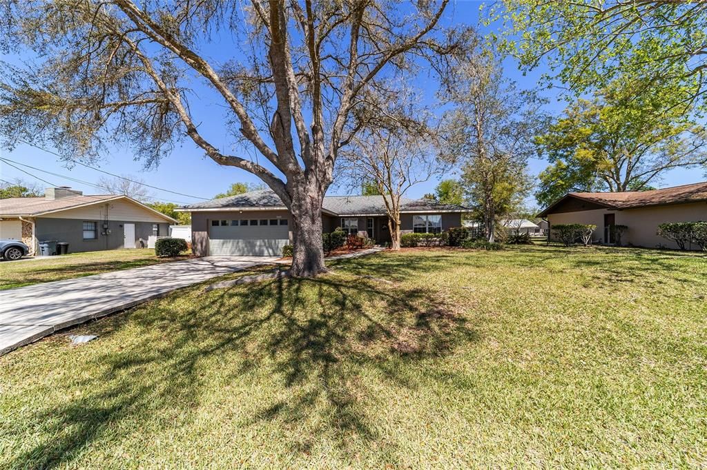 Active With Contract: $269,999 (3 beds, 2 baths, 1546 Square Feet)