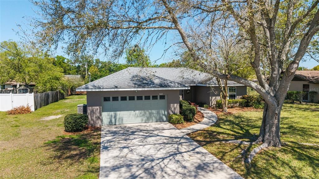 Active With Contract: $269,999 (3 beds, 2 baths, 1546 Square Feet)