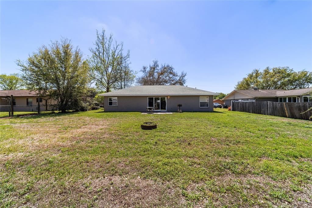 Active With Contract: $269,999 (3 beds, 2 baths, 1546 Square Feet)