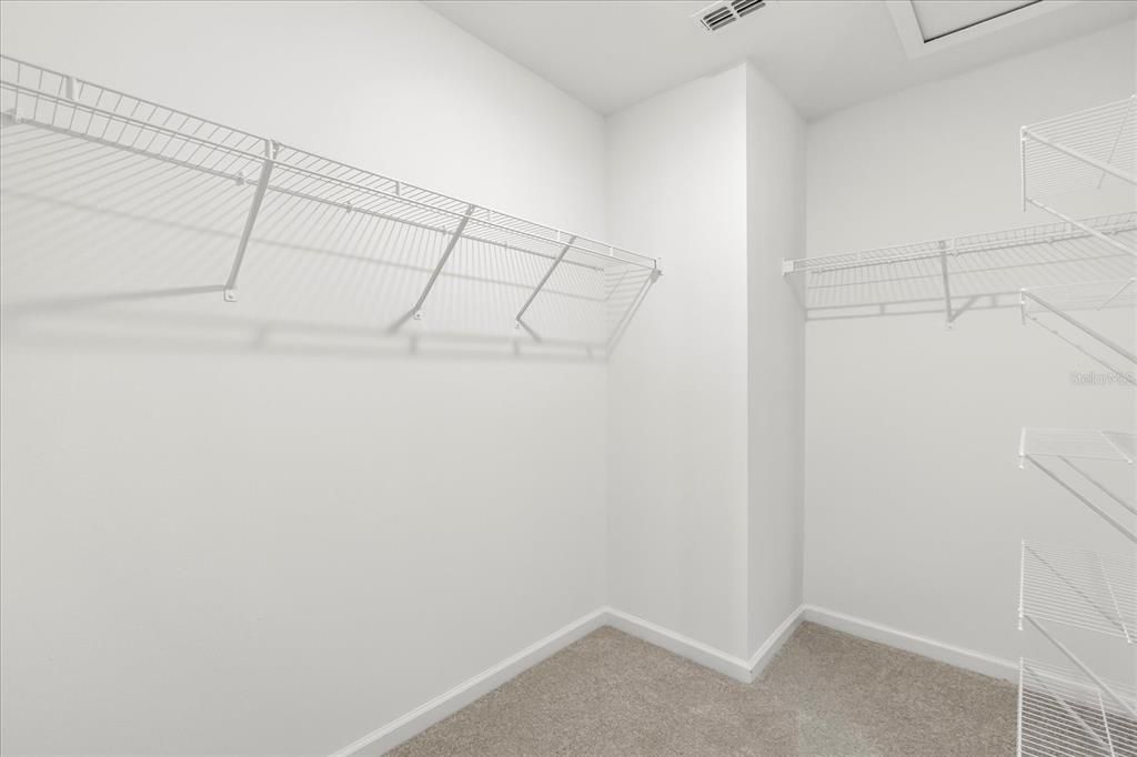 На продажу: $215,000 (3 спален, 2 ванн, 1708 Квадратных фут)