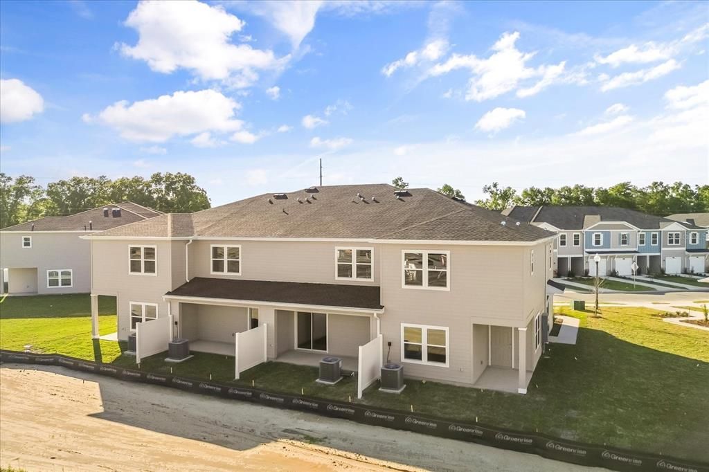 На продажу: $215,000 (3 спален, 2 ванн, 1708 Квадратных фут)