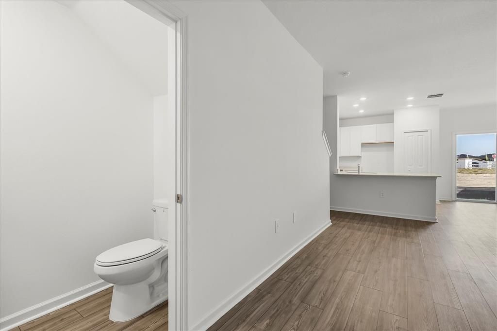 На продажу: $215,000 (3 спален, 2 ванн, 1708 Квадратных фут)