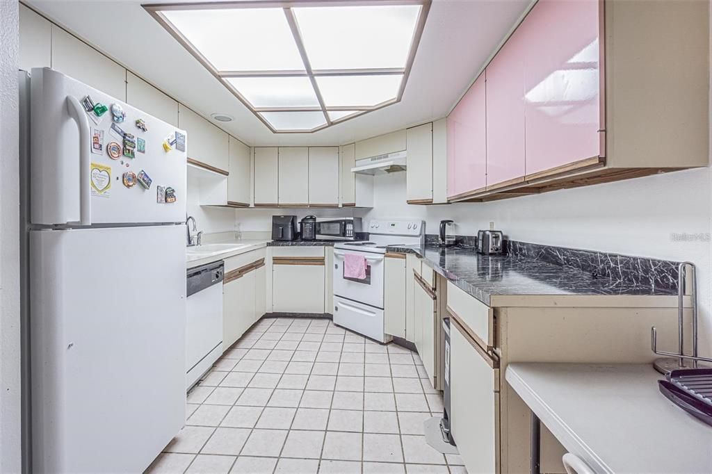 En Venta: $220,000 (2 camas, 2 baños, 1425 Pies cuadrados)