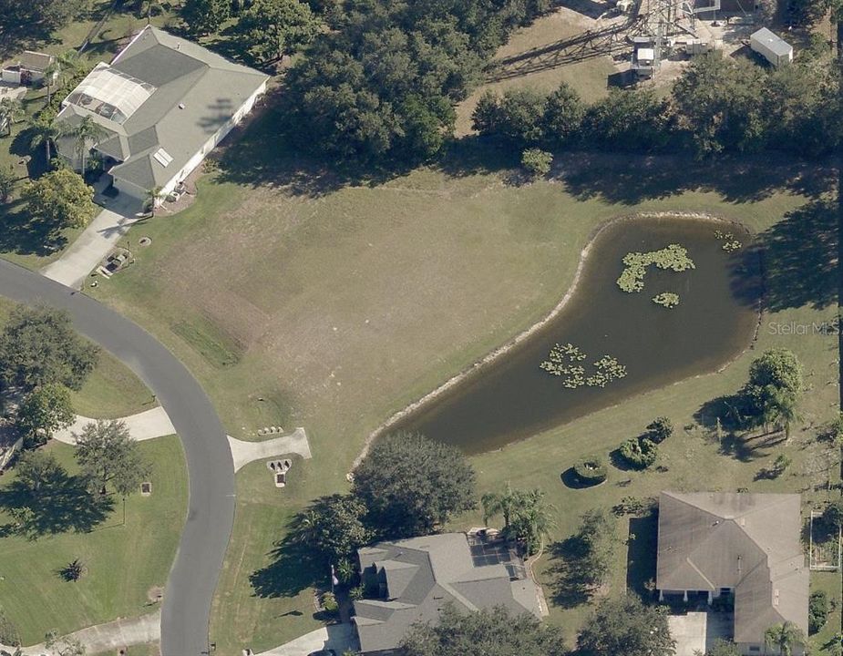 En Venta: $150,000 (0.42 acres)