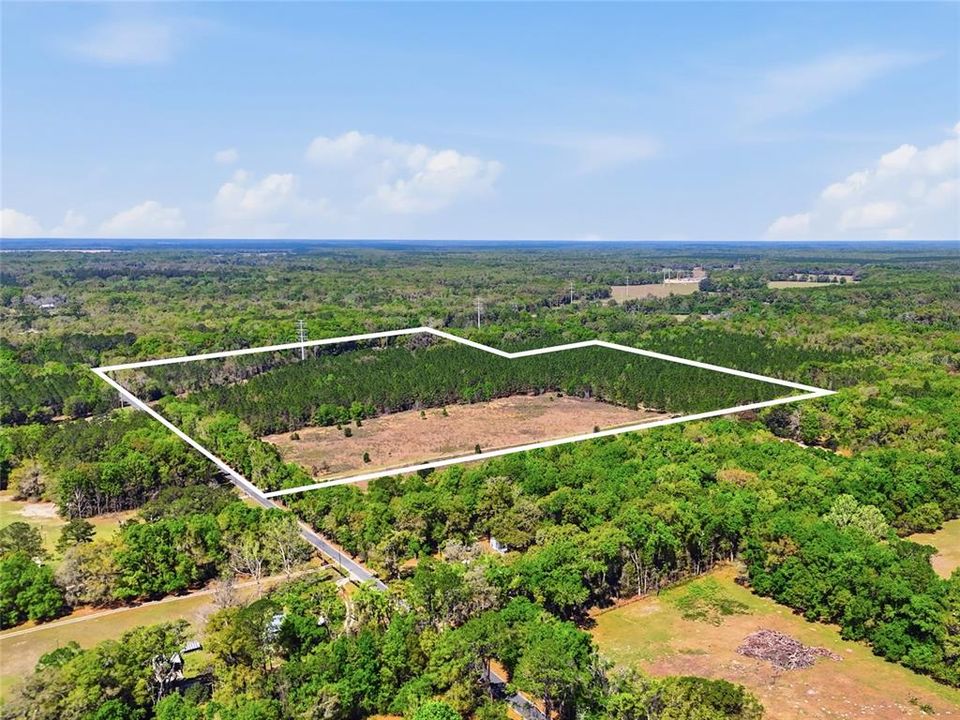 待售: $575,000 (33.00 acres)