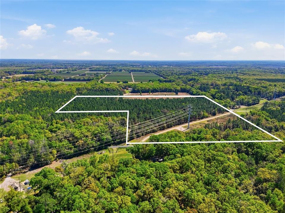 待售: $575,000 (33.00 acres)