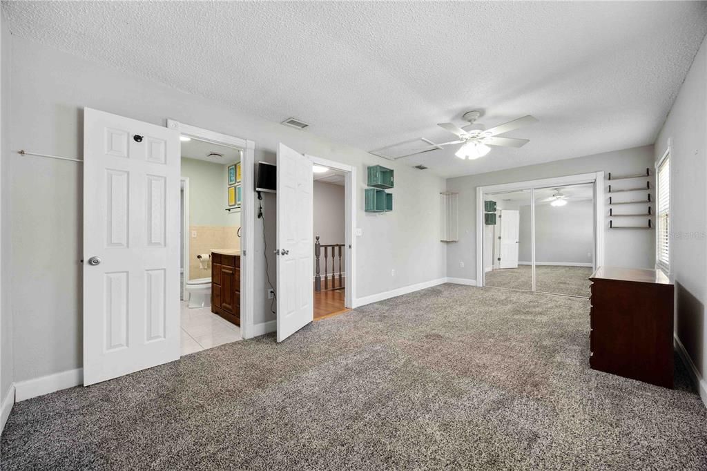 For Sale: $449,900 (4 beds, 3 baths, 2688 Square Feet)