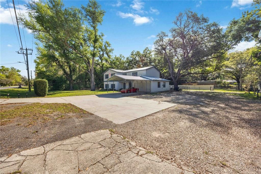 For Sale: $449,900 (4 beds, 3 baths, 2688 Square Feet)