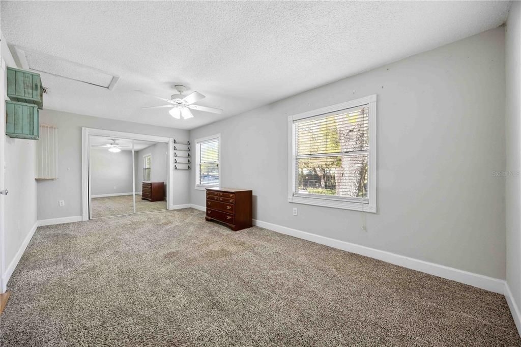 For Sale: $449,900 (4 beds, 3 baths, 2688 Square Feet)