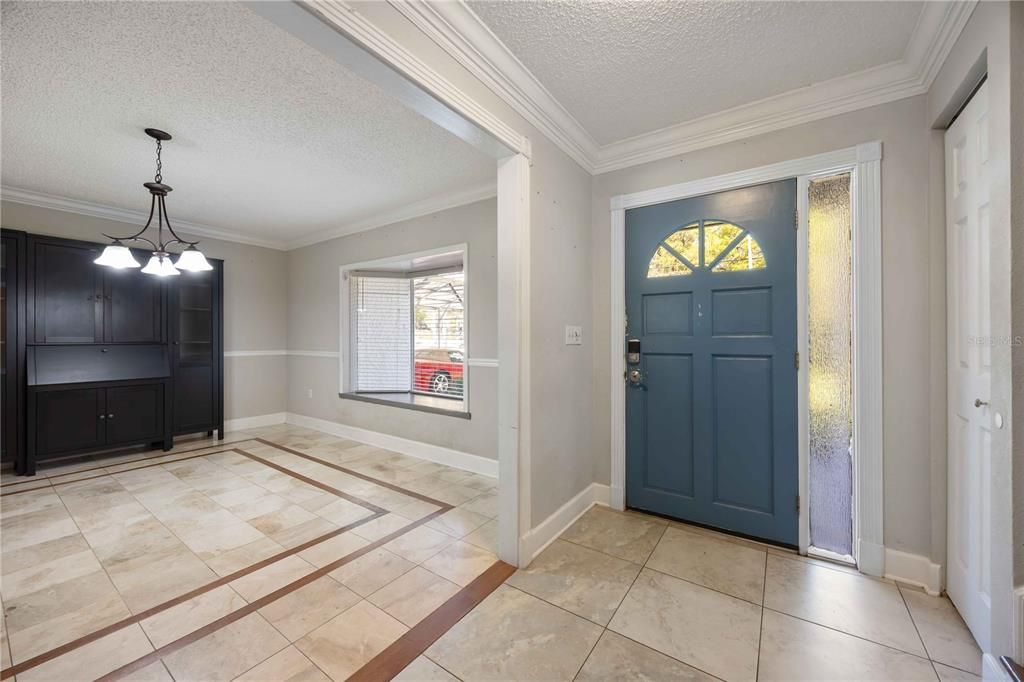 For Sale: $449,900 (4 beds, 3 baths, 2688 Square Feet)