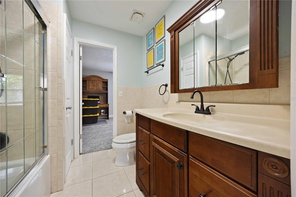 For Sale: $449,900 (4 beds, 3 baths, 2688 Square Feet)