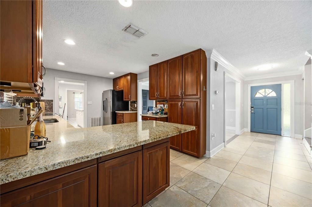 For Sale: $449,900 (4 beds, 3 baths, 2688 Square Feet)