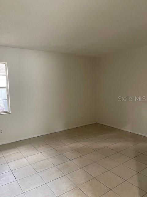 For Rent: $1,795 (3 beds, 2 baths, 1079 Square Feet)