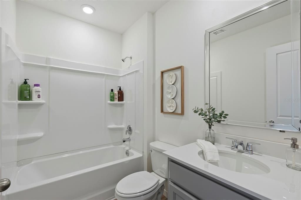 Active With Contract: $371,990 (3 beds, 2 baths, 1672 Square Feet)