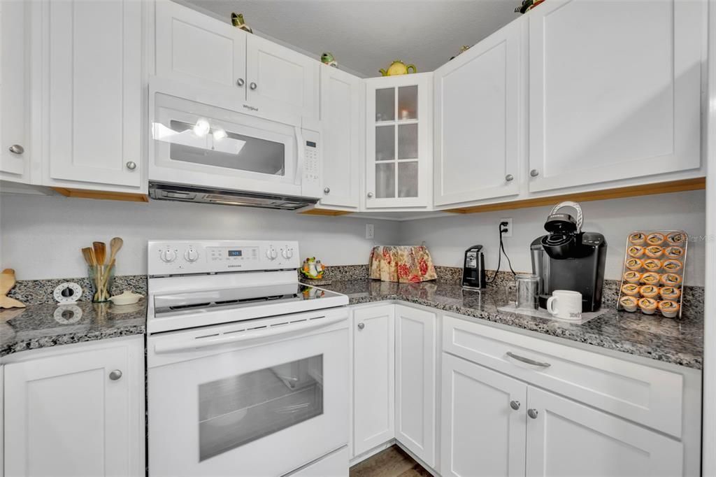 En Venta: $529,000 (3 camas, 3 baños, 1991 Pies cuadrados)