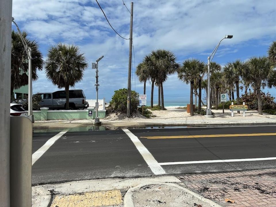 En Venta: $1,500,000 (0.12 acres)