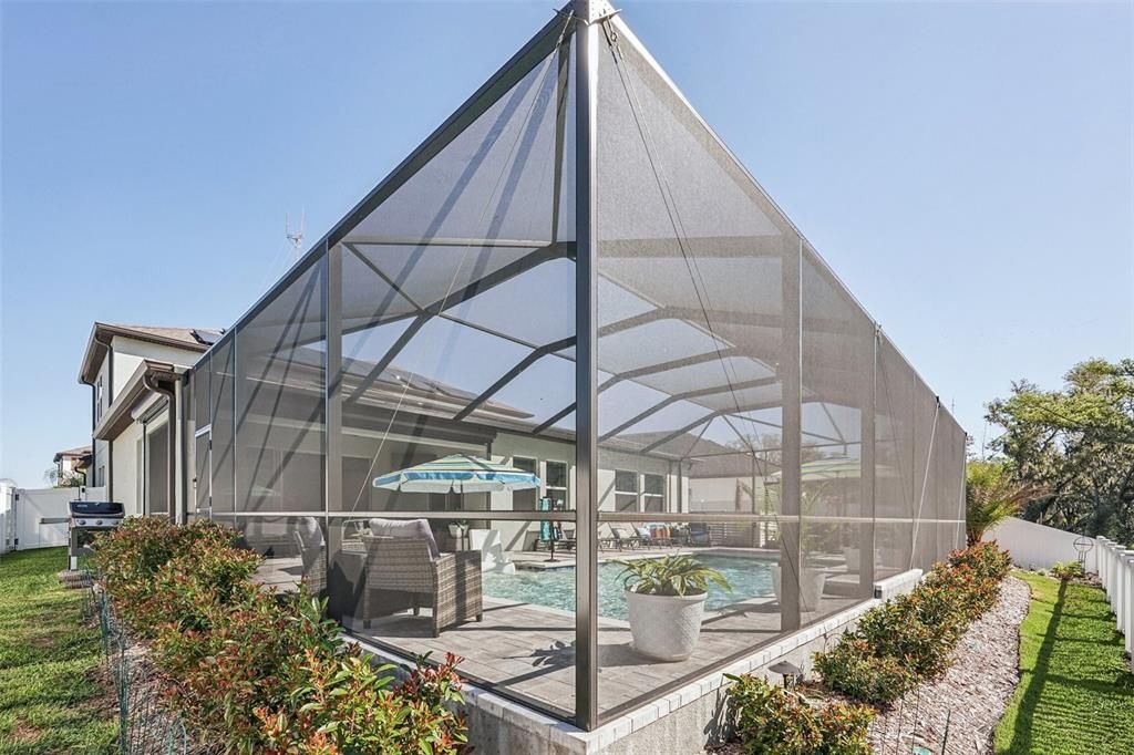 Active With Contract: $750,000 (5 beds, 4 baths, 3678 Square Feet)
