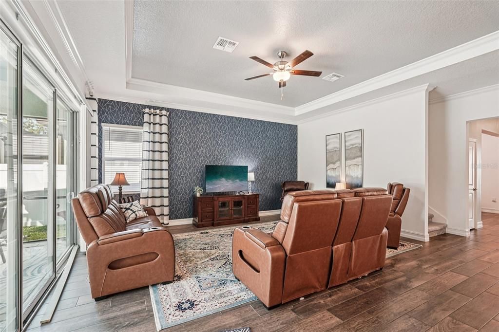 Active With Contract: $750,000 (5 beds, 4 baths, 3678 Square Feet)