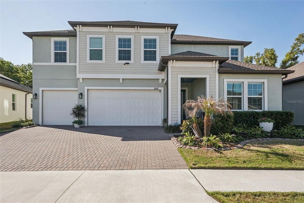 Active With Contract: $750,000 (5 beds, 4 baths, 3678 Square Feet)