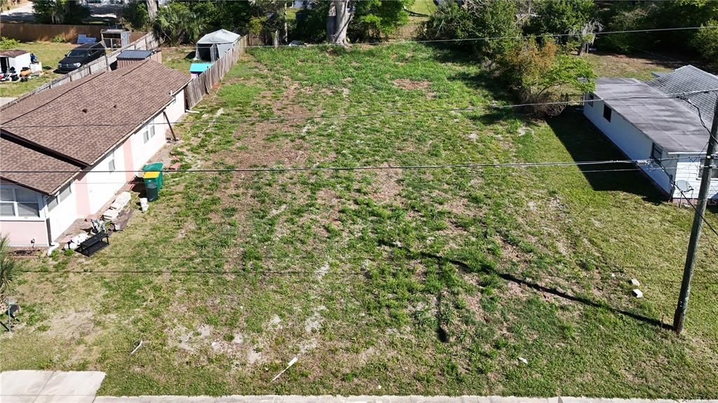 На продажу: $100,000 (0.10 acres)