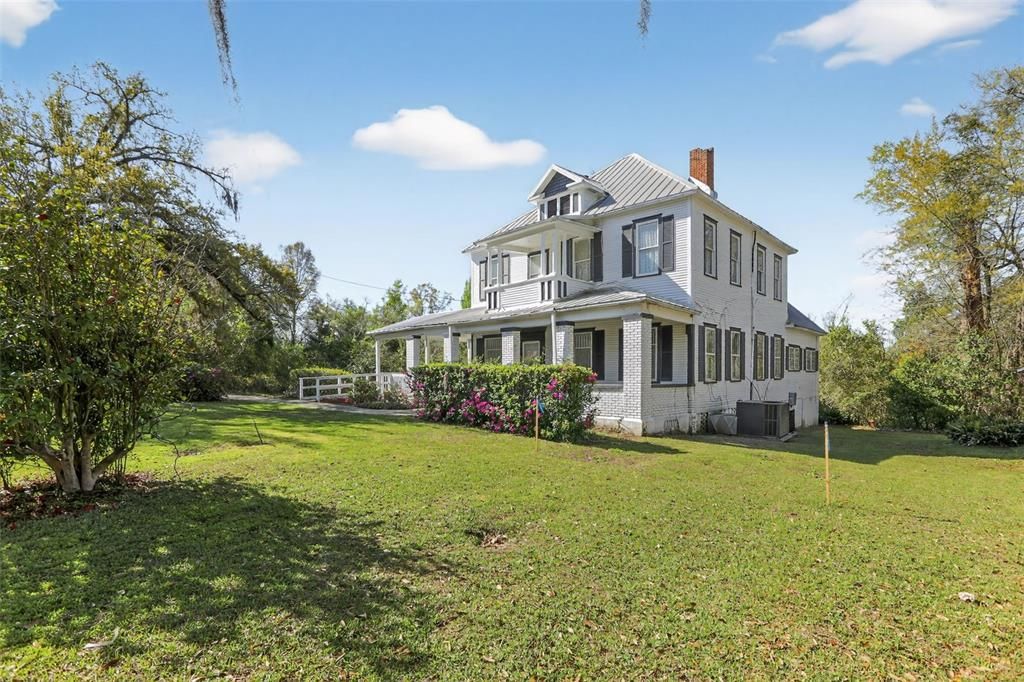 For Sale: $213,000 (4 beds, 3 baths, 3120 Square Feet)