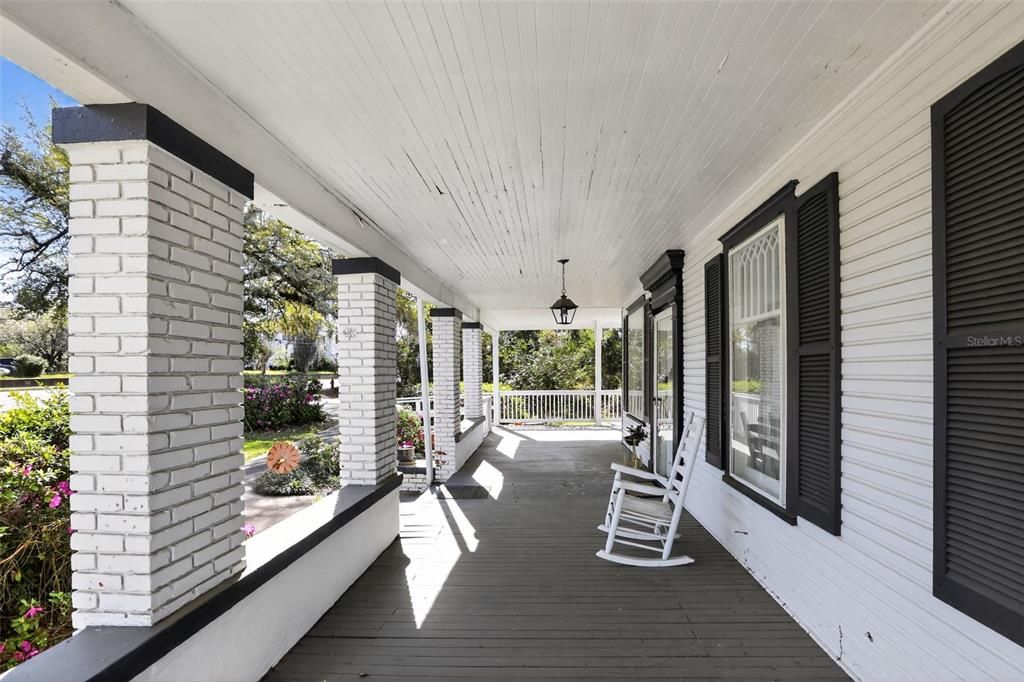 For Sale: $213,000 (4 beds, 3 baths, 3120 Square Feet)