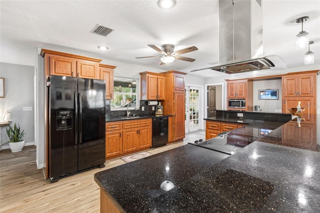 For Sale: $489,000 (4 beds, 2 baths, 2453 Square Feet)