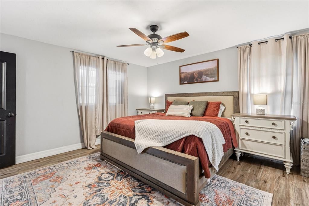 For Sale: $489,000 (4 beds, 2 baths, 2453 Square Feet)