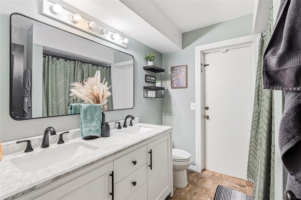 For Sale: $489,000 (4 beds, 2 baths, 2453 Square Feet)