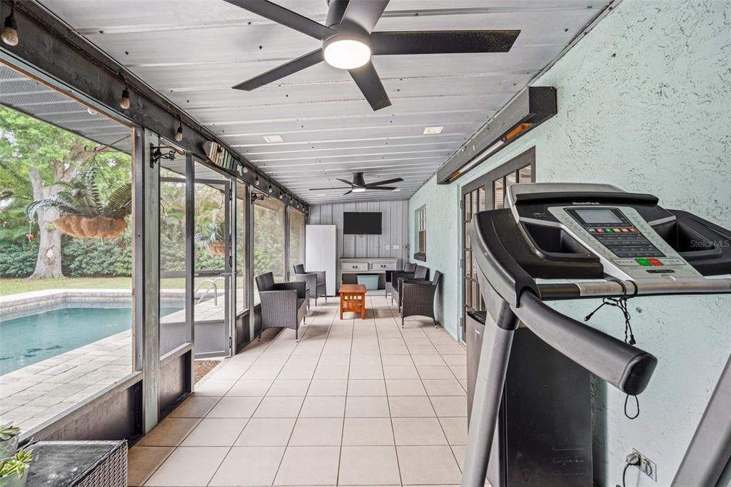 For Sale: $489,000 (4 beds, 2 baths, 2453 Square Feet)
