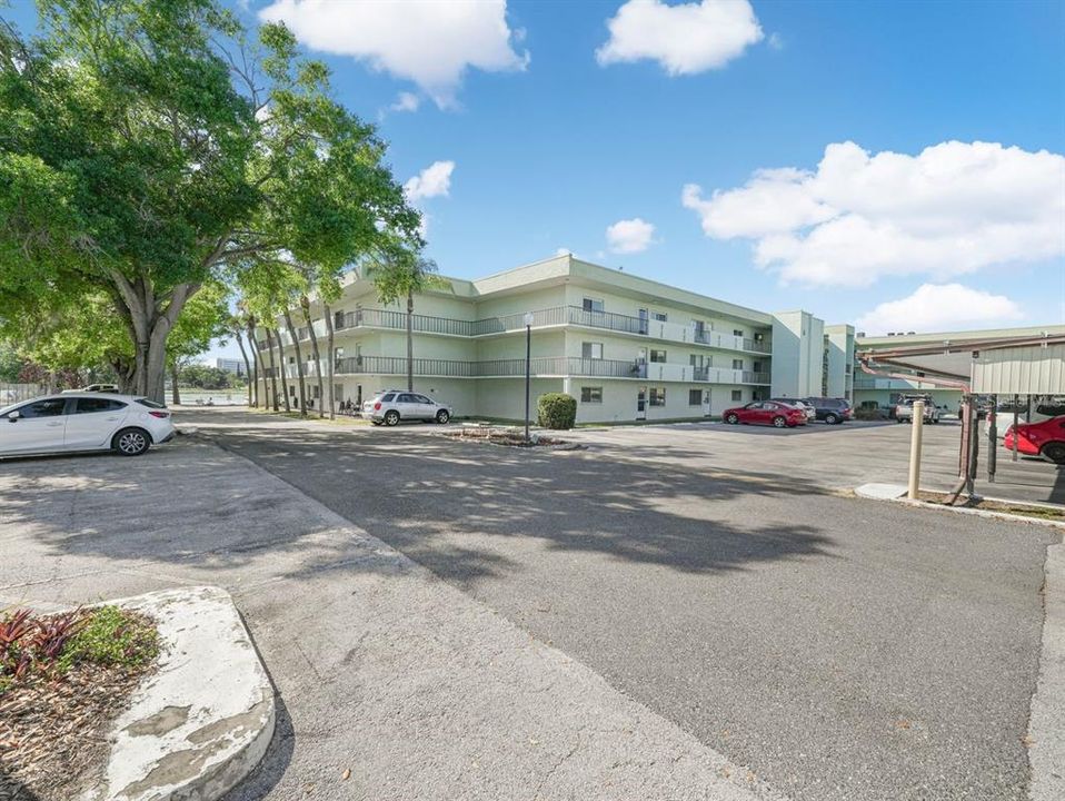 En Venta: $144,900 (2 camas, 2 baños, 1120 Pies cuadrados)
