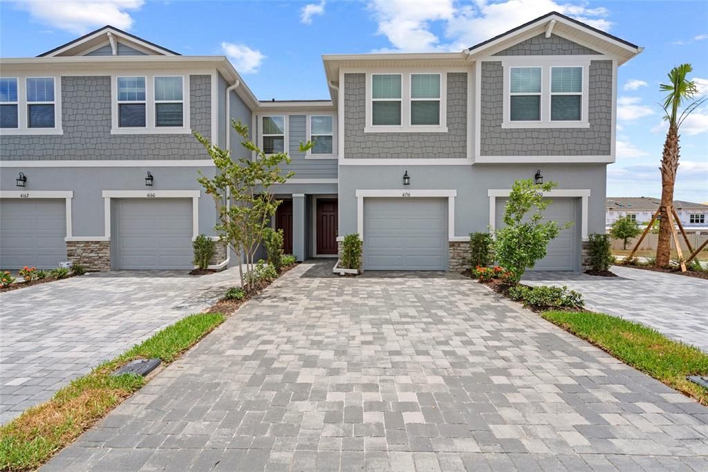 Active With Contract: $2,495 (3 beds, 2 baths, 1667 Square Feet)