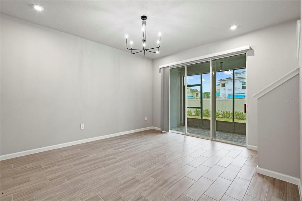 Active With Contract: $2,495 (3 beds, 2 baths, 1667 Square Feet)