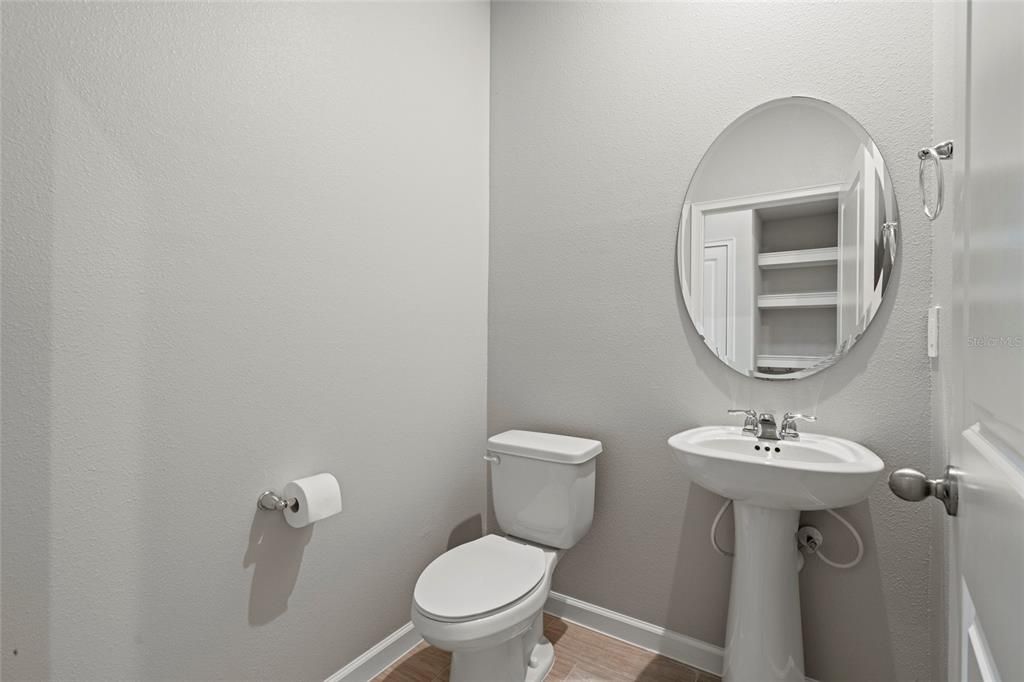Active With Contract: $2,495 (3 beds, 2 baths, 1667 Square Feet)