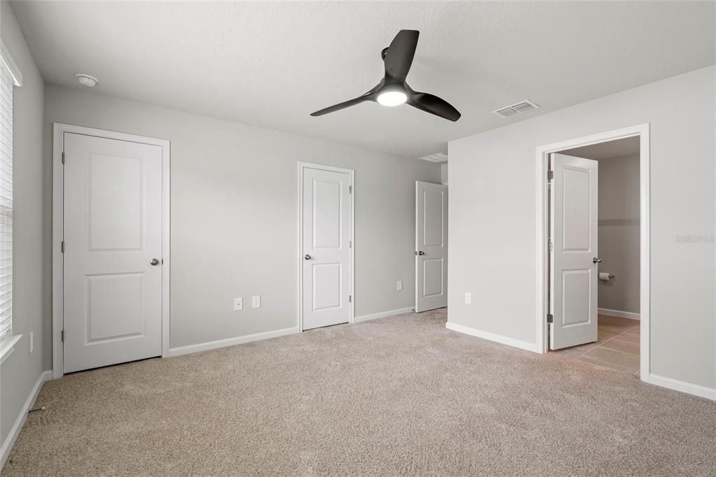 Active With Contract: $2,495 (3 beds, 2 baths, 1667 Square Feet)
