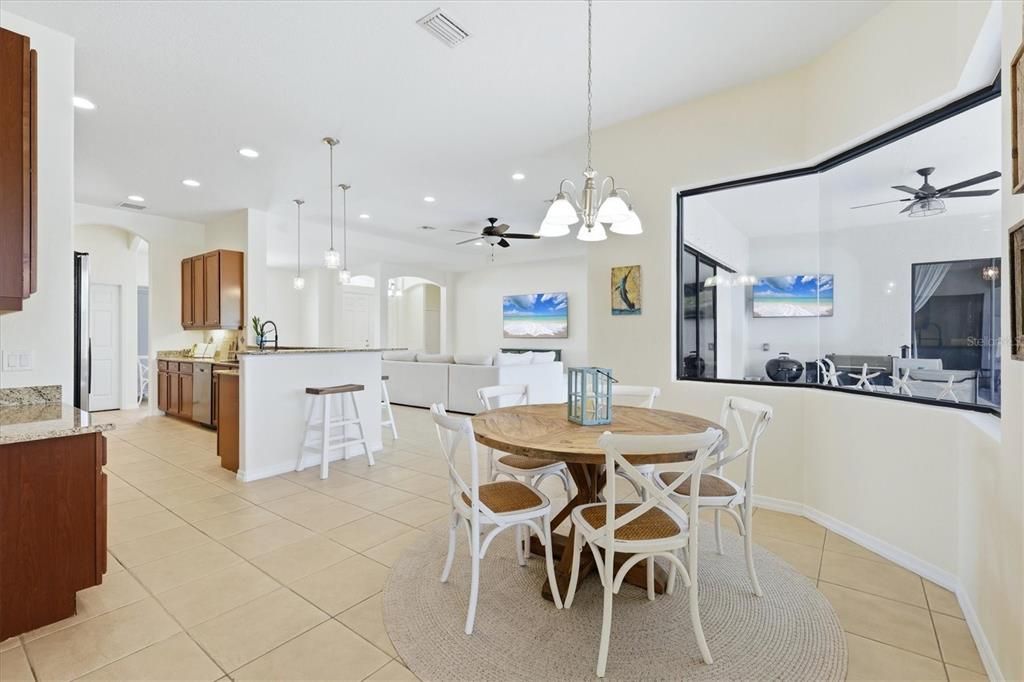 На продажу: $584,900 (3 спален, 3 ванн, 2533 Квадратных фут)