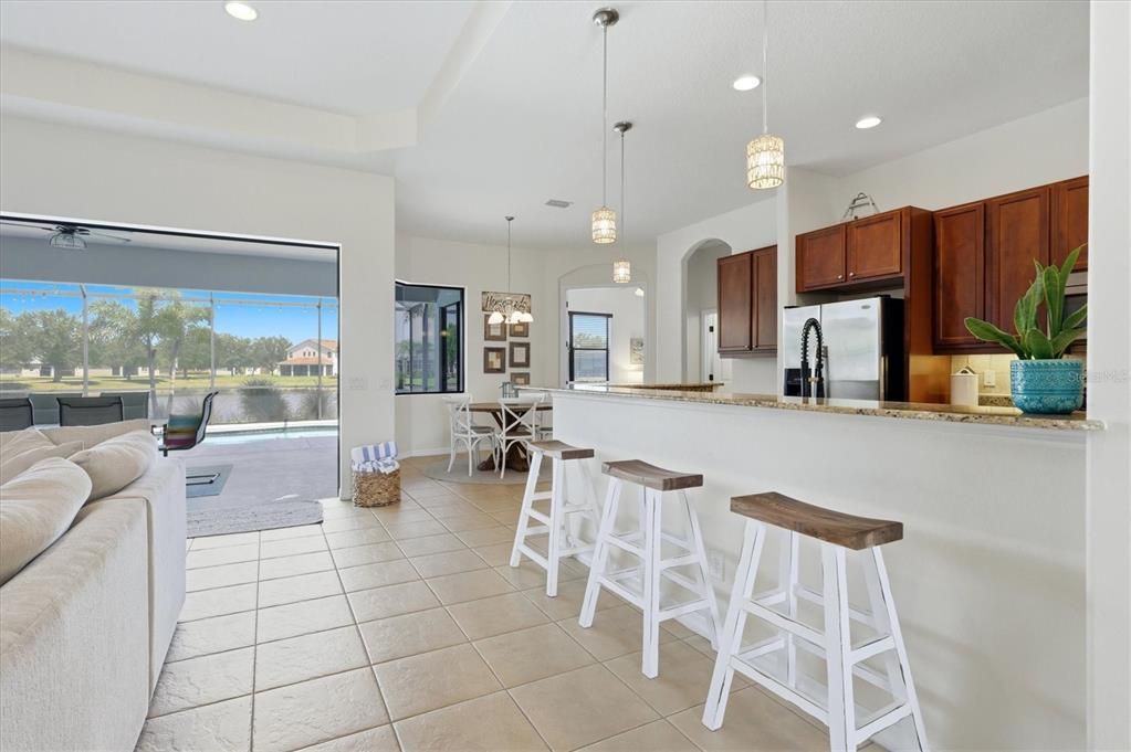 На продажу: $584,900 (3 спален, 3 ванн, 2533 Квадратных фут)