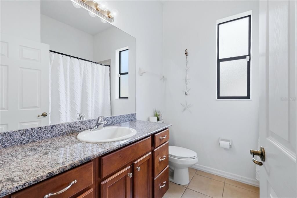 На продажу: $584,900 (3 спален, 3 ванн, 2533 Квадратных фут)