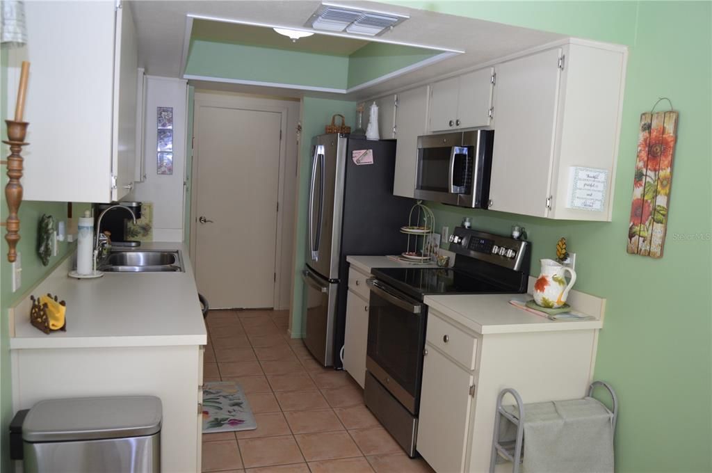 Activo con contrato: $209,999 (2 camas, 2 baños, 1364 Pies cuadrados)