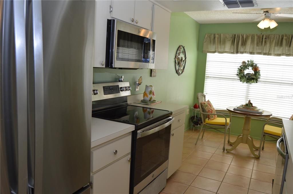 Activo con contrato: $209,999 (2 camas, 2 baños, 1364 Pies cuadrados)