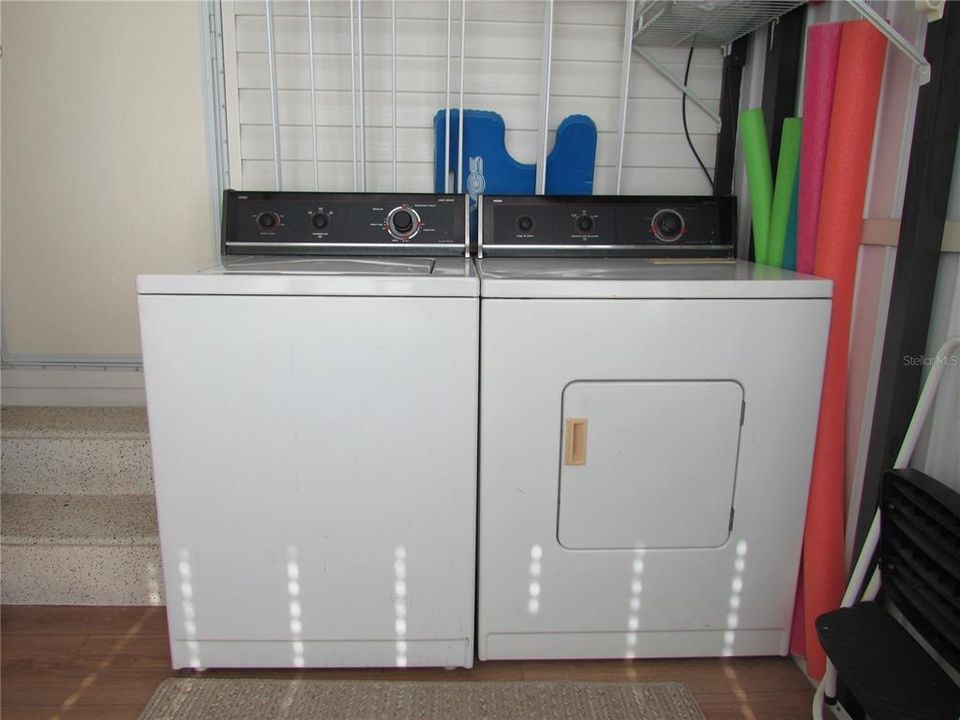На продажу: $139,900 (1 спален, 1 ванн, 708 Квадратных фут)