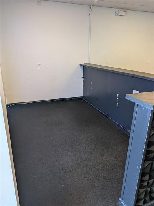 En Venta: $37,200 (0 camas, 0 baños, 1100 Pies cuadrados)