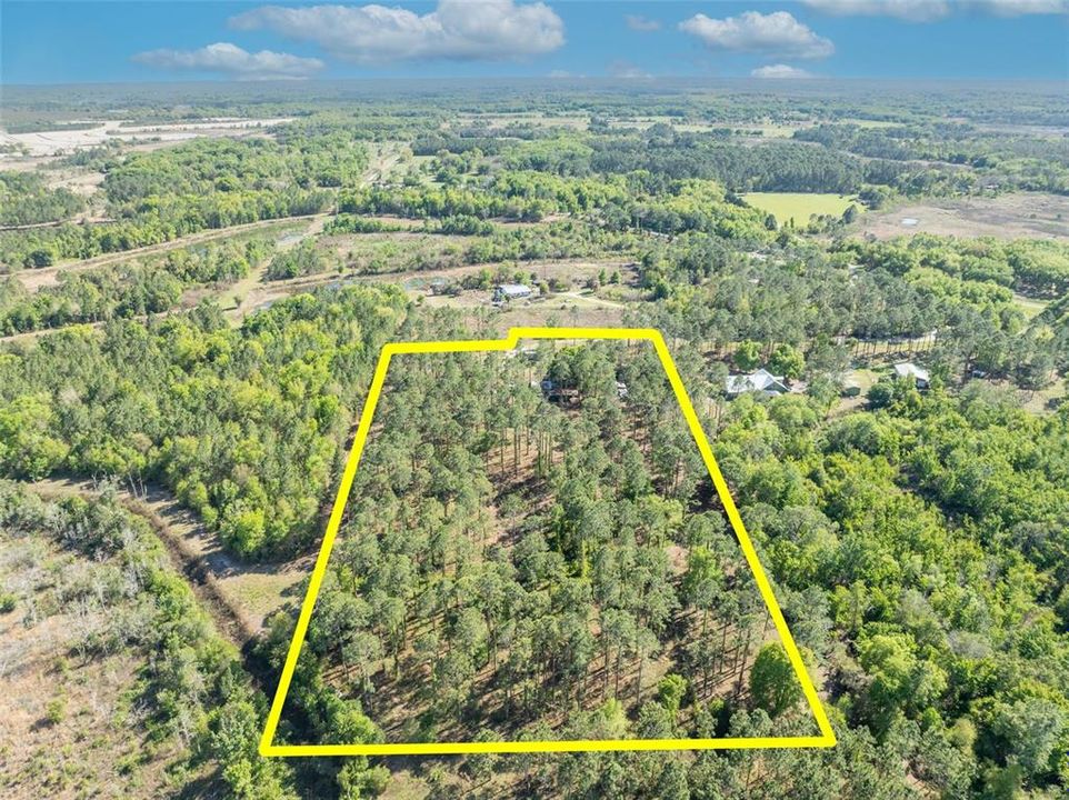 Под контрактом: $399,900 (5.30 acres)