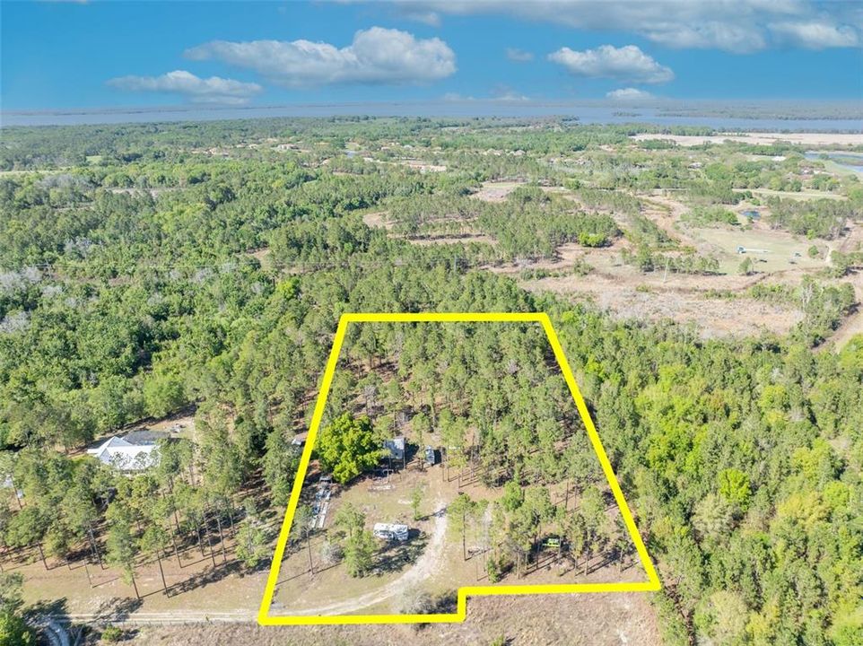Под контрактом: $399,900 (5.30 acres)