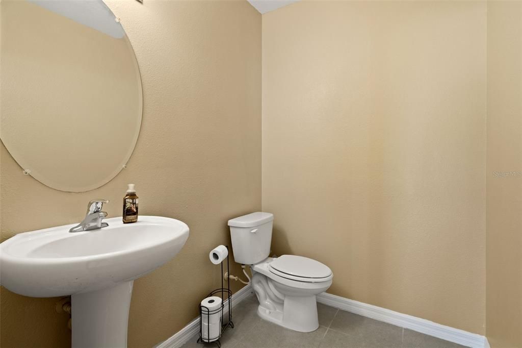 For Sale: $279,000 (4 beds, 3 baths, 2268 Square Feet)